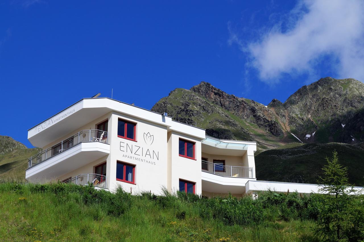 Apartmenthaus Enzian Hochsoelden Екстериор снимка